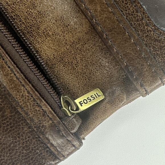 Fossil Long Live Vintage 1954 Lamb Hide Aged Leather Bifold Wallet Zips Snaps - Picture 9 of 16